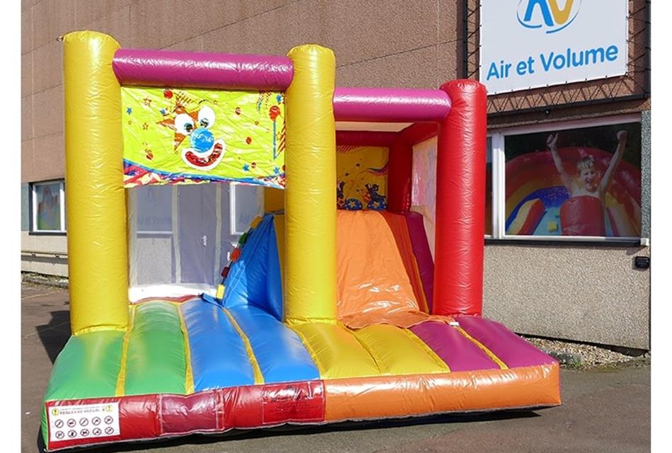 Inflatable structure for the 2 - 6 years old